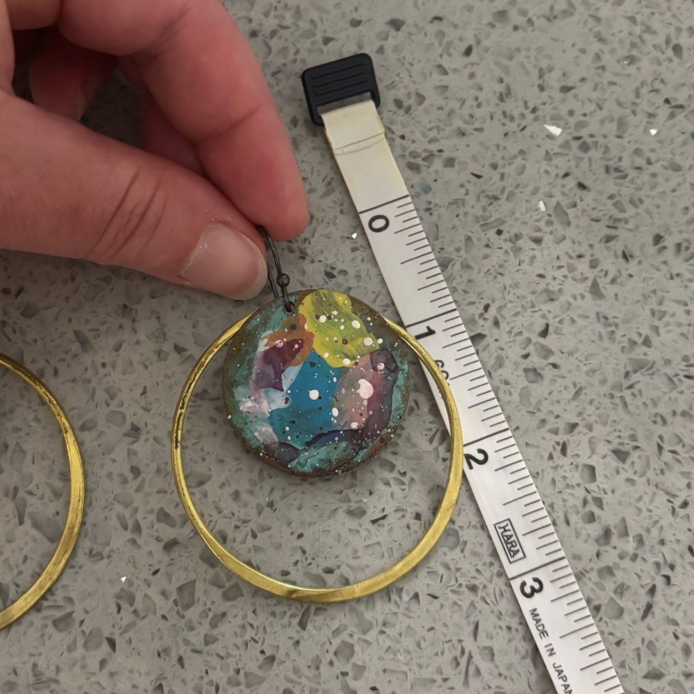 Statement earrings - Picture 3 of 4